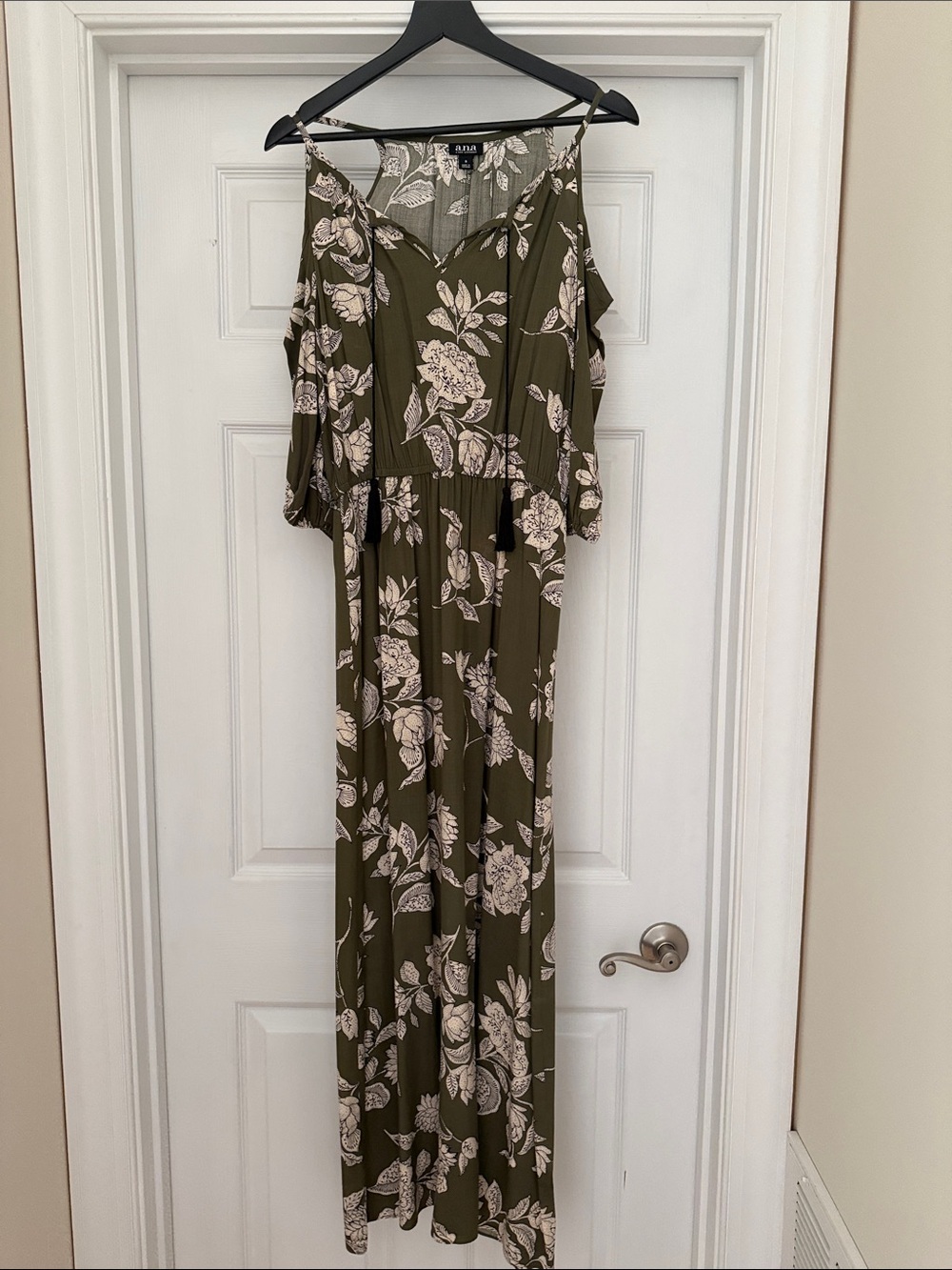 a.n.a Olive and White Floral Cold-Shoulder Maxi Dress